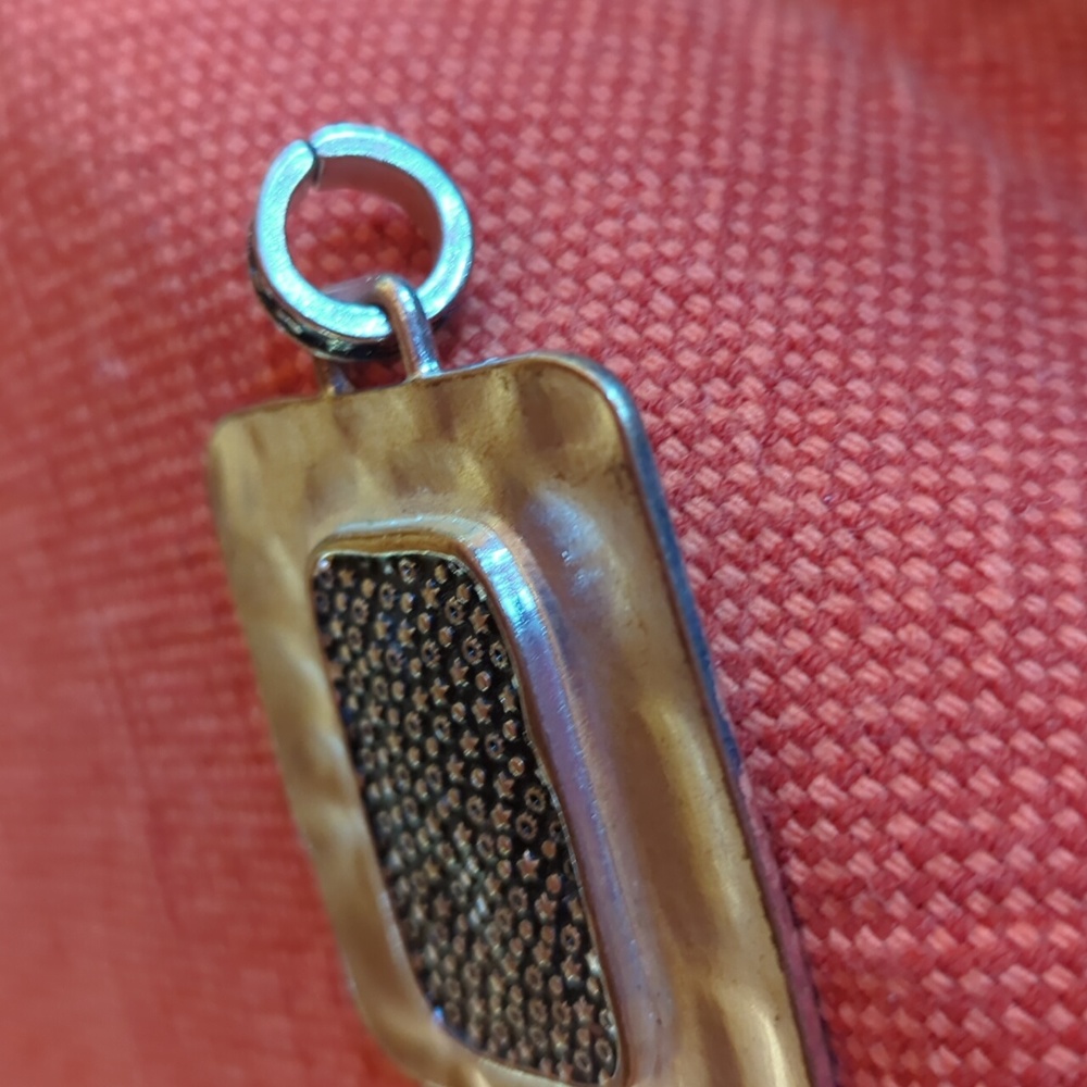 Beautiful Stars and Moons CJ Banks Chunky Pendant. EUC - Picture 6 of 9